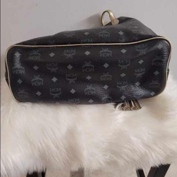 MCM Tote Bag - Picture 16 of 16